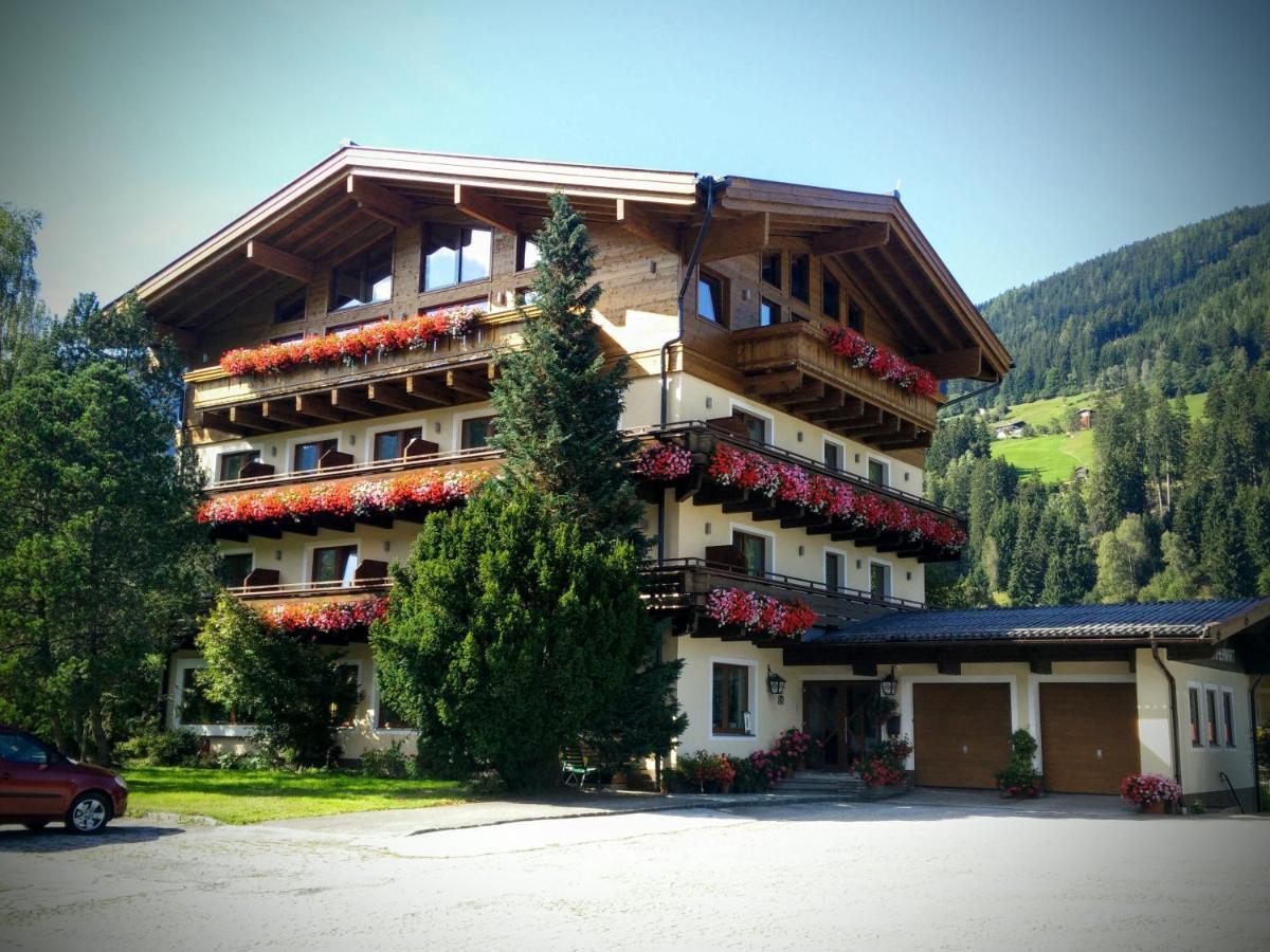 Pension Dorferwirt Bramberg am Wildkogel Extérieur photo